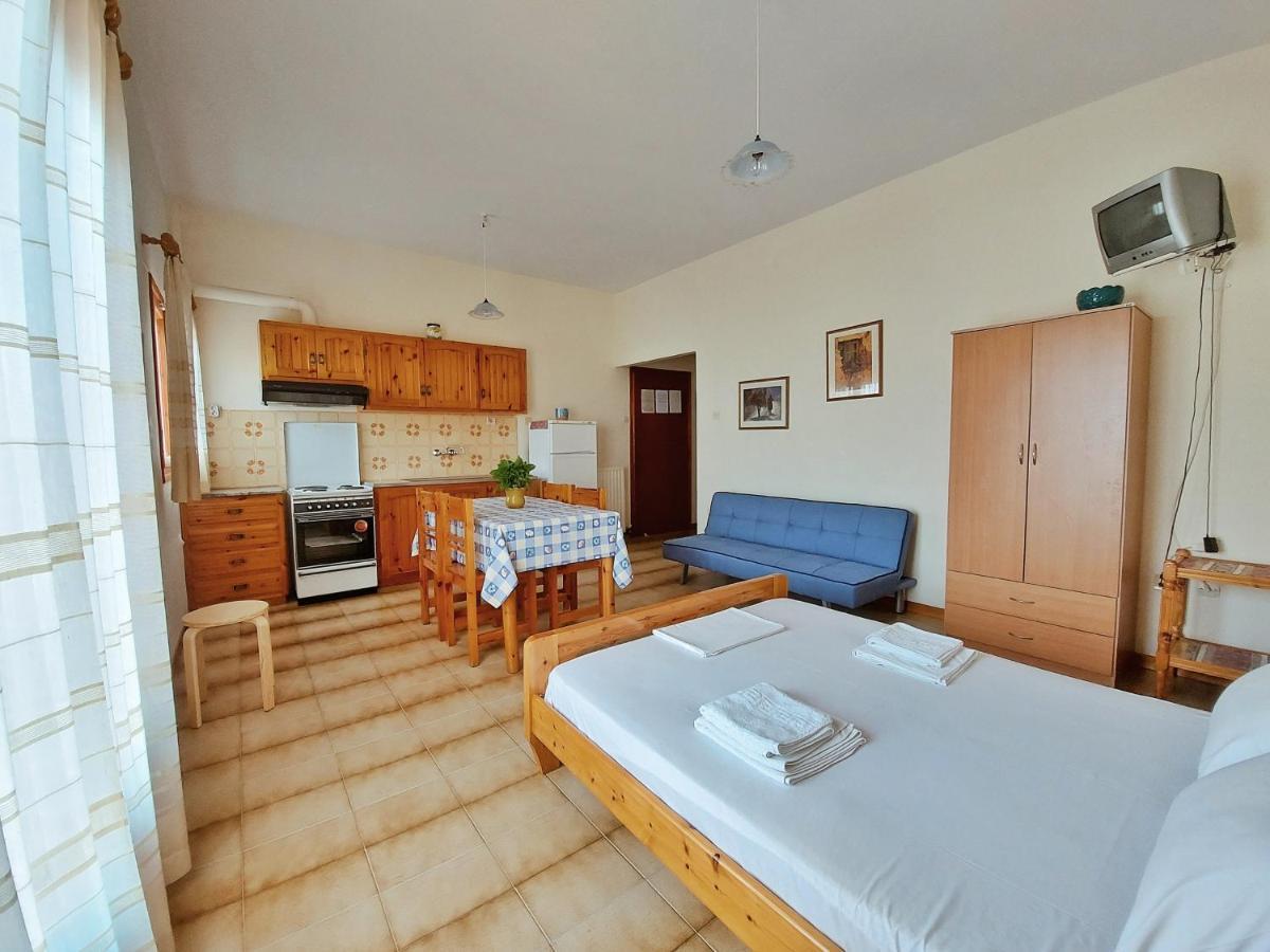 Seaview- 2 Space - Selfcatering Apartment - Helen No 3 Xiropigado Luaran gambar