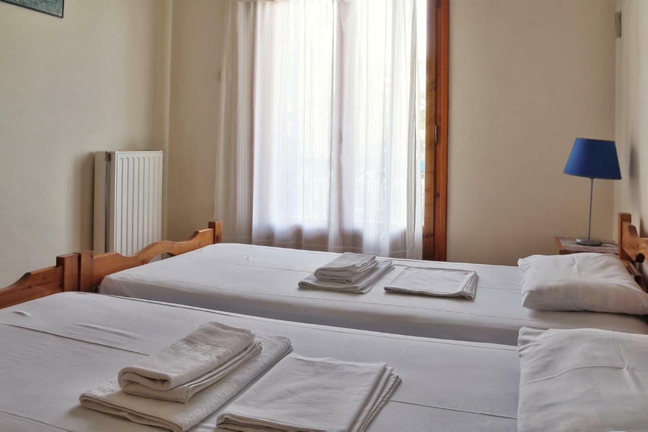 Seaview- 2 Space - Selfcatering Apartment - Helen No 3 Xiropigado Luaran gambar