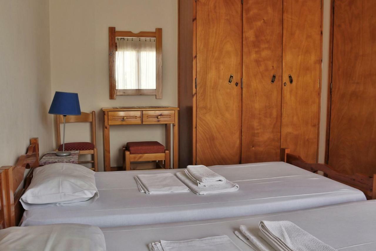 Seaview- 2 Space - Selfcatering Apartment - Helen No 3 Xiropigado Luaran gambar