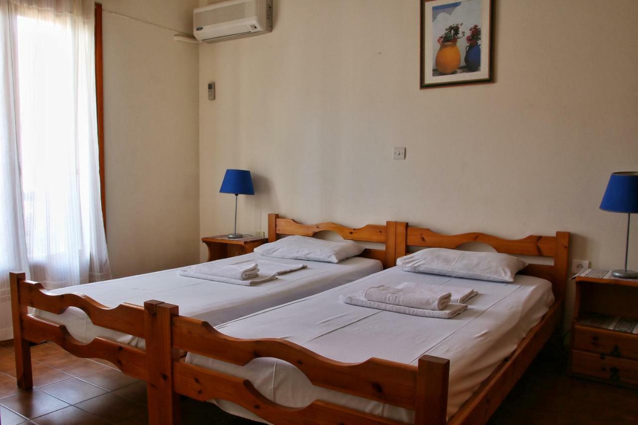 Seaview- 2 Space - Selfcatering Apartment - Helen No 3 Xiropigado Luaran gambar