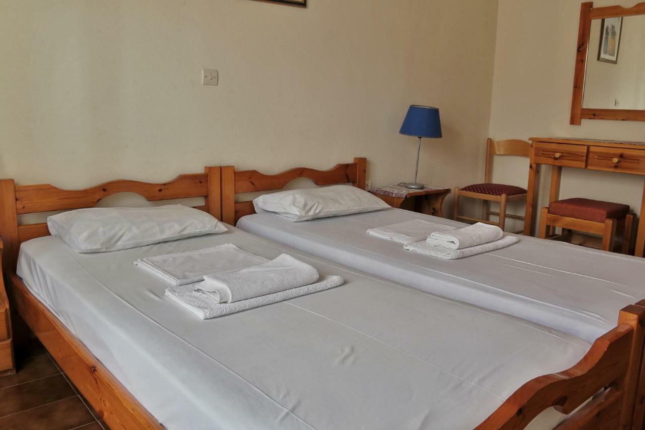 Seaview- 2 Space - Selfcatering Apartment - Helen No 3 Xiropigado Luaran gambar