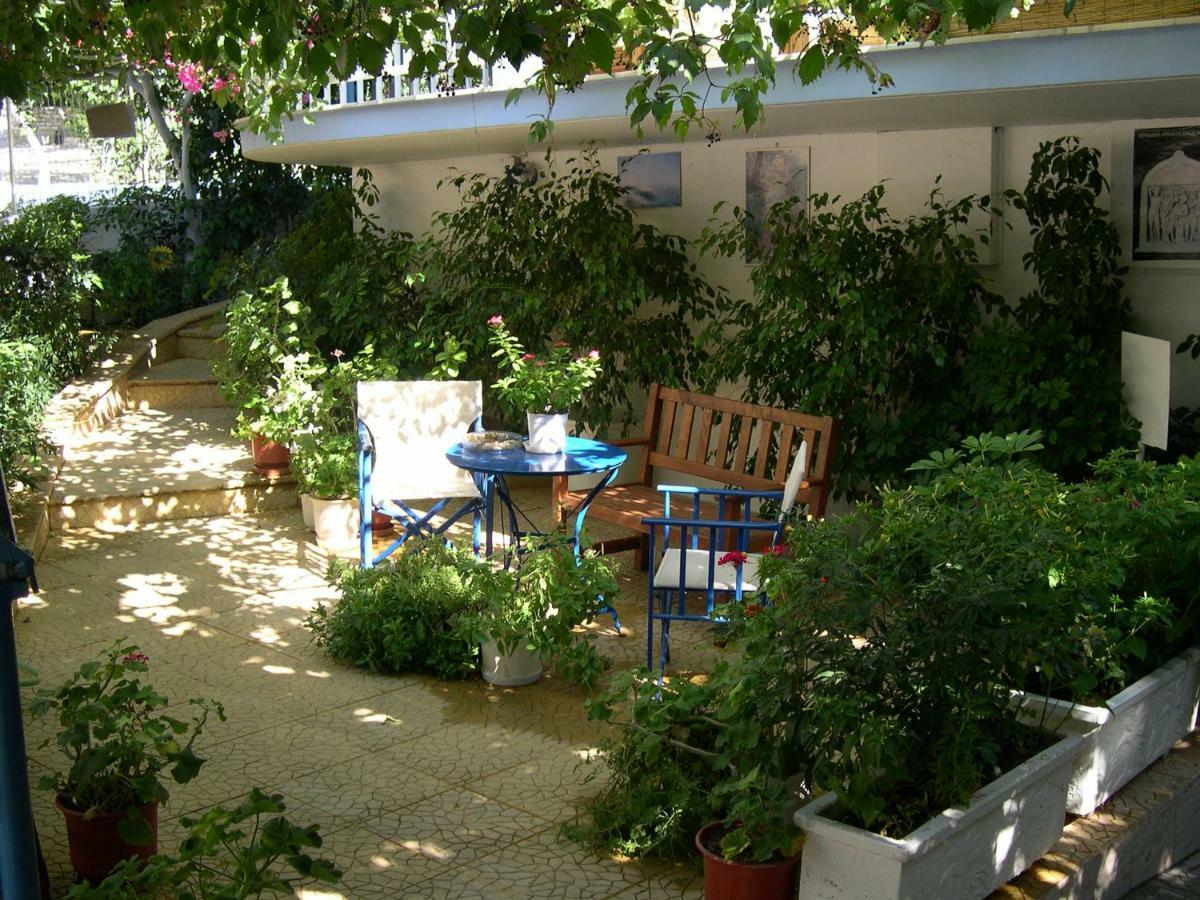 Seaview- 2 Space - Selfcatering Apartment - Helen No 3 Xiropigado Luaran gambar